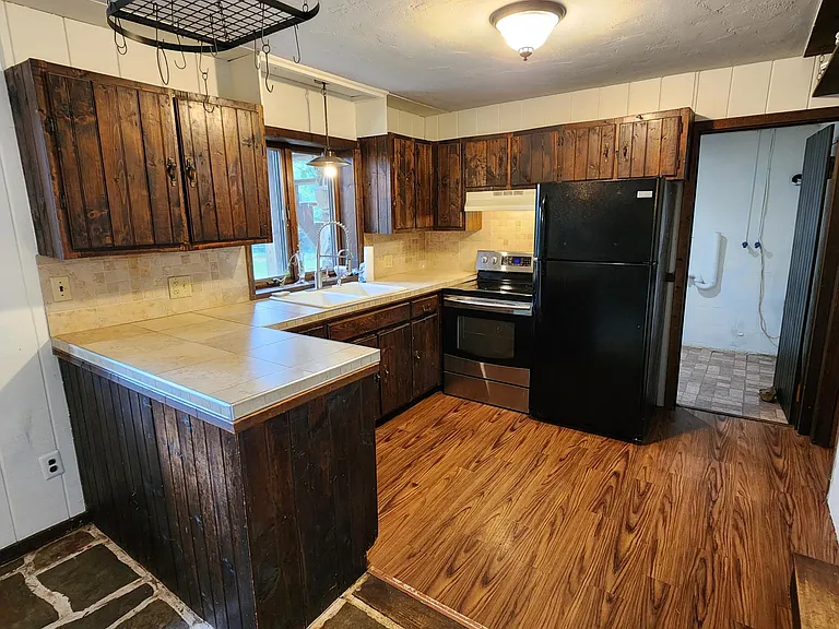 780 Company Farm Rd — Photo 4