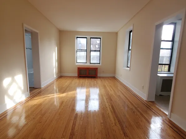 35-50 82nd Street 5Z image 1 of 7