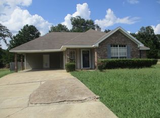 1917 Twin Pine Dr, Pearl, MS 39208