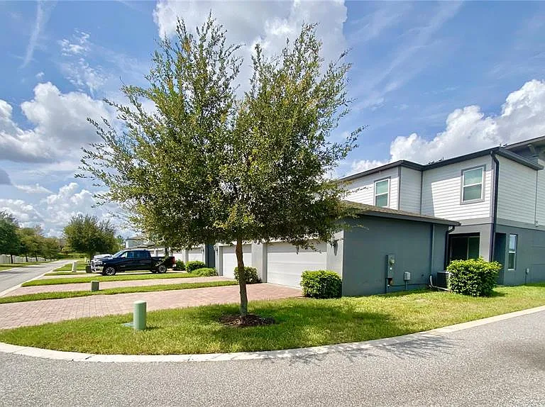 7206 Carrickbend Ln — Photo 47