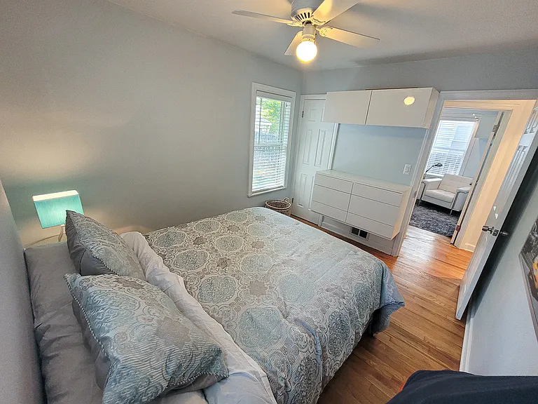 205 N Altadena Ave — Photo 6