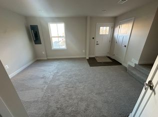 8421 Hamlin St, Lanham, MD 20706