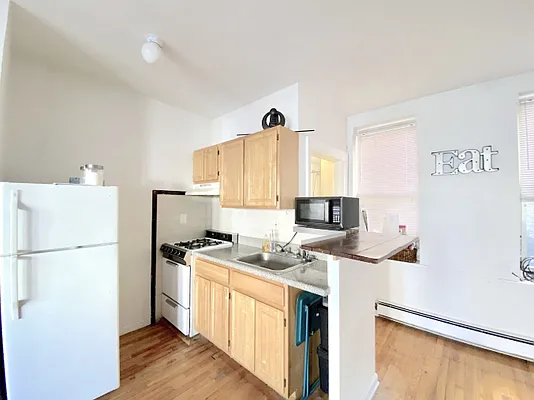 Rented by Compass | media 6