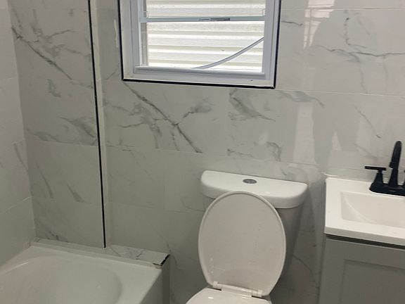 2nd image of 208 Clinton Ave #2