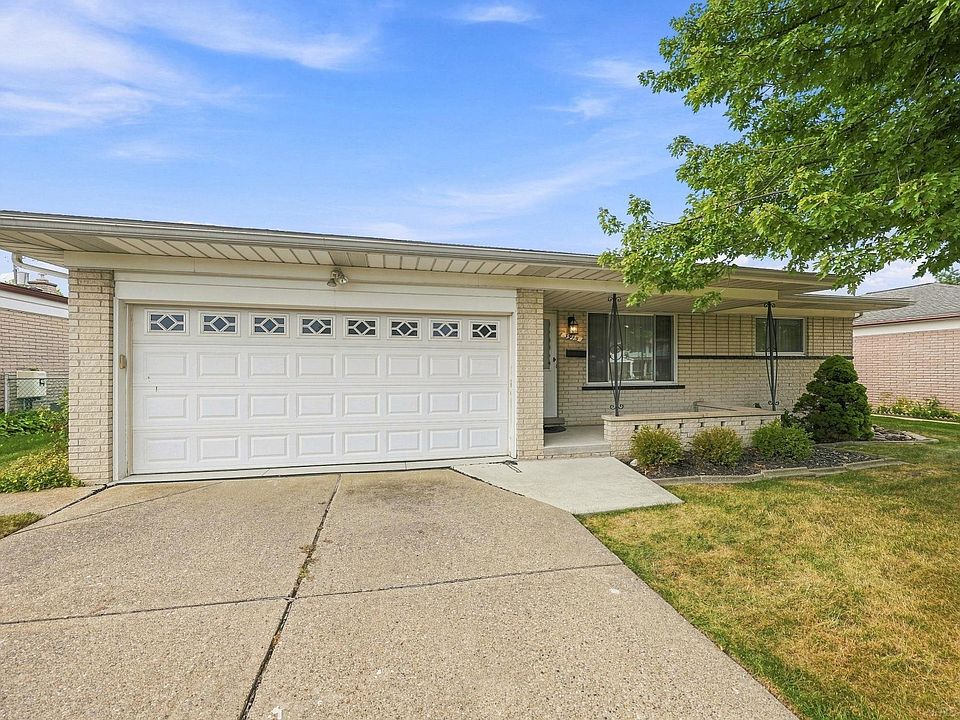1st image of 3915 Nowak Dr