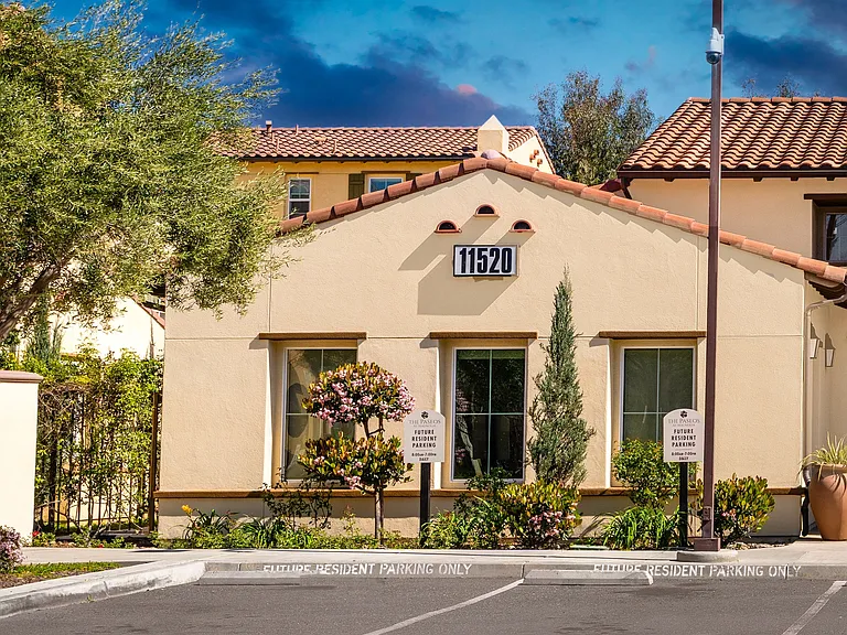Paseos At Magnolia Luxury Apartments Homes — Photo 2