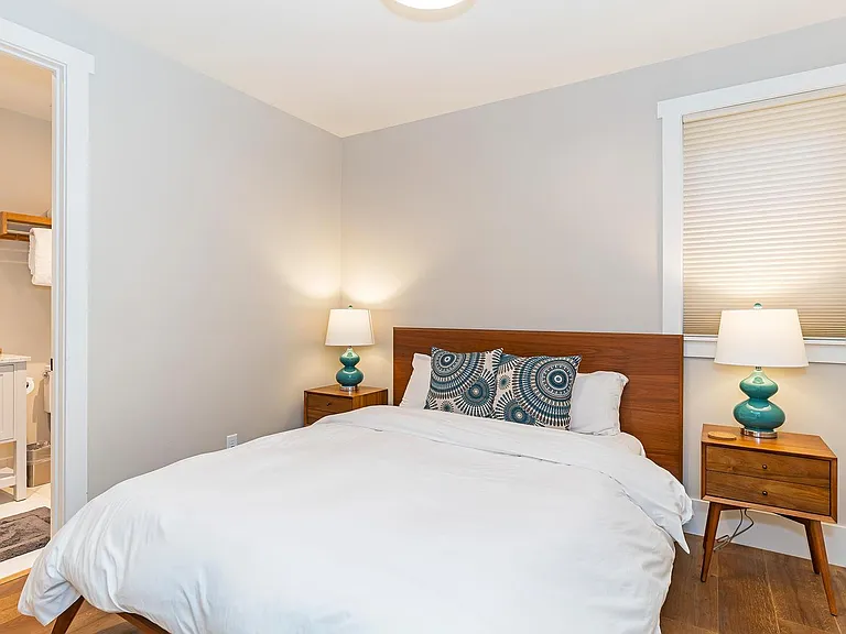8308 N Lake Blvd #3 — Photo 7