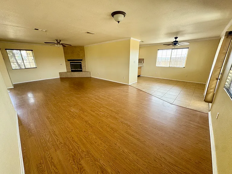 9000 Underwood Ave — Photo 5