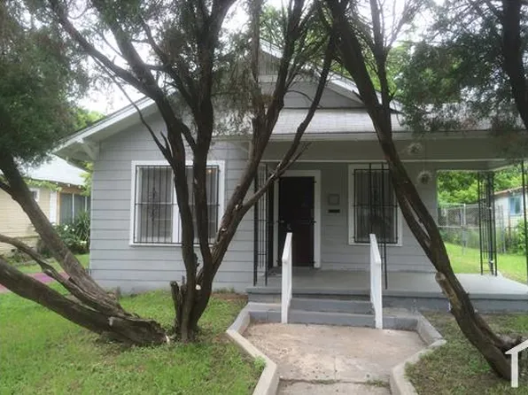 1135 Delaware St, San Antonio, TX 78210