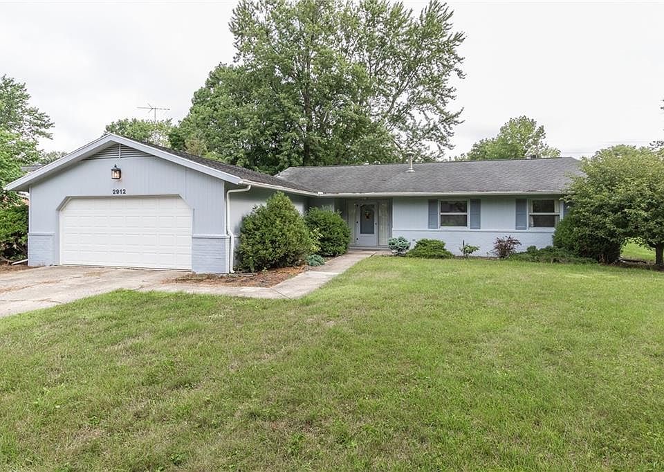 1st image of 2912 W Woodbridge Dr