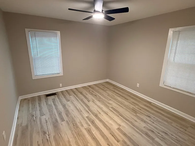 2239 Carey Dr SE — Photo 6