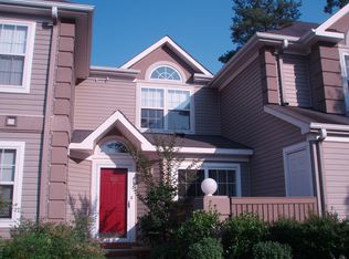 1209 Queens Xing, Williamsburg, VA 23185
