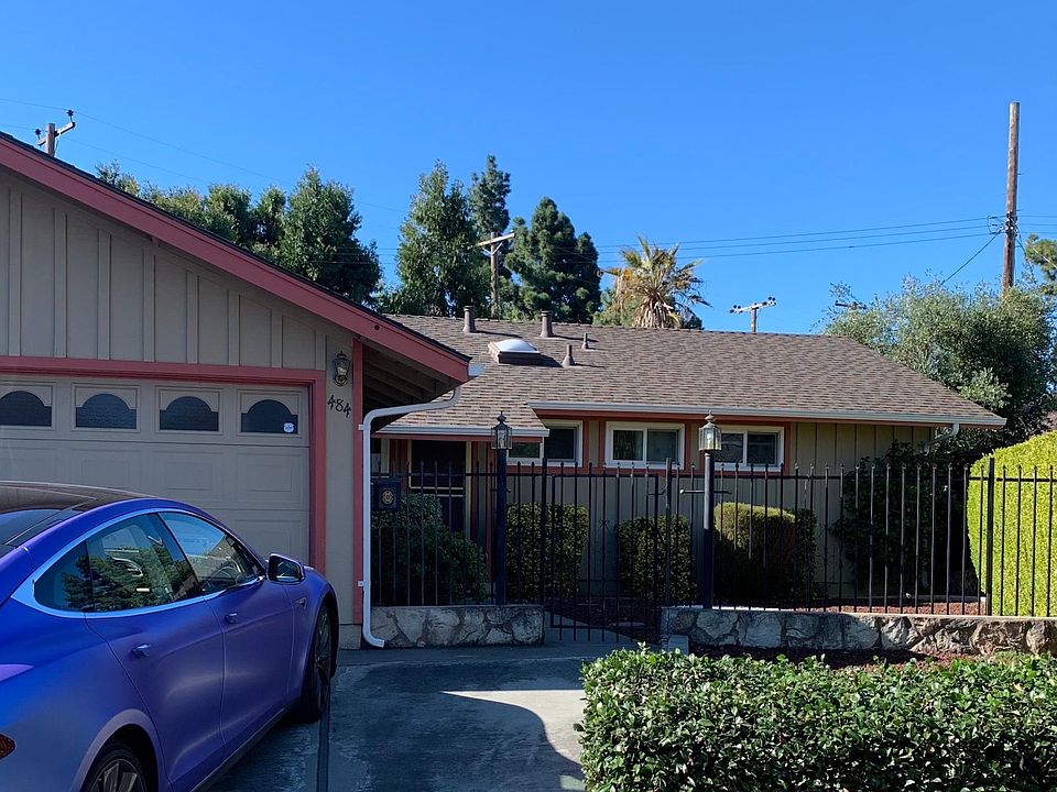1st image of 484 Fernandez Ct