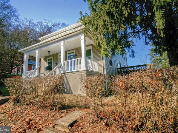 534 Walnut St, Newport, PA 17074