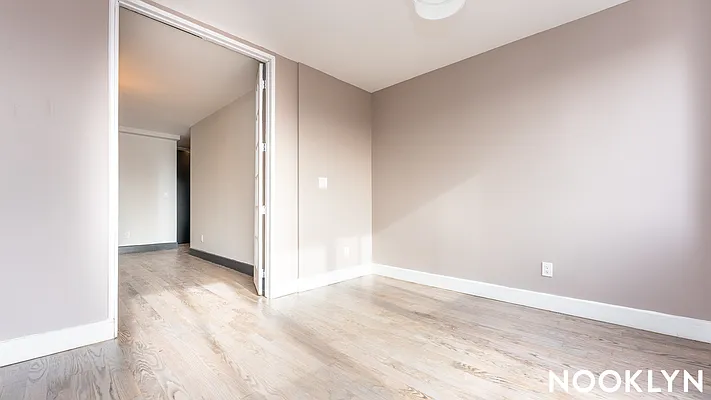 Rented by Nooklyn NYC LLC | media 25