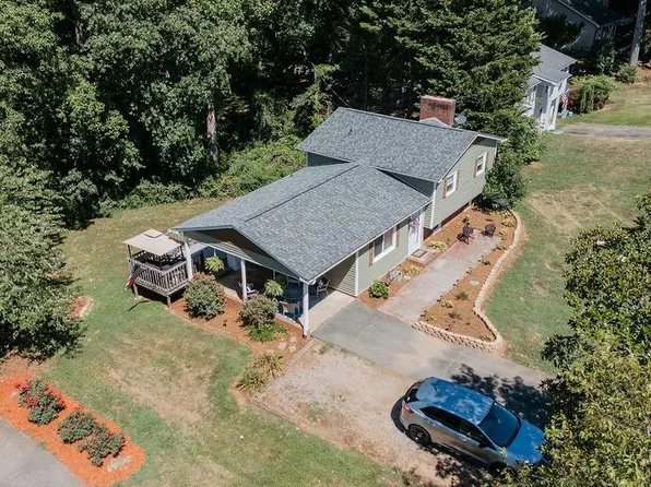 162 Pine Ridge Trl, Pinnacle, NC 27043