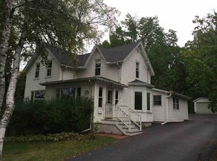 404 10th Ave, Baraboo, WI 53913