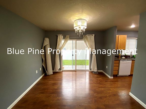 3rd image of 425 Dugout Way #1