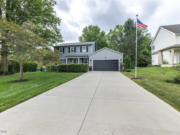 2829 Lydia Dr, Broadview Heights, OH 44147