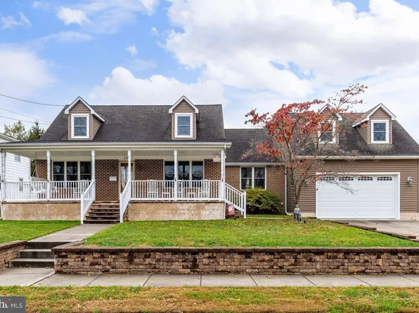 120 Cedar Ave, Westville, NJ 08093