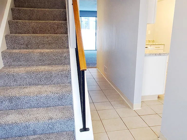 106 Elmur Dr #109 — Photo 3