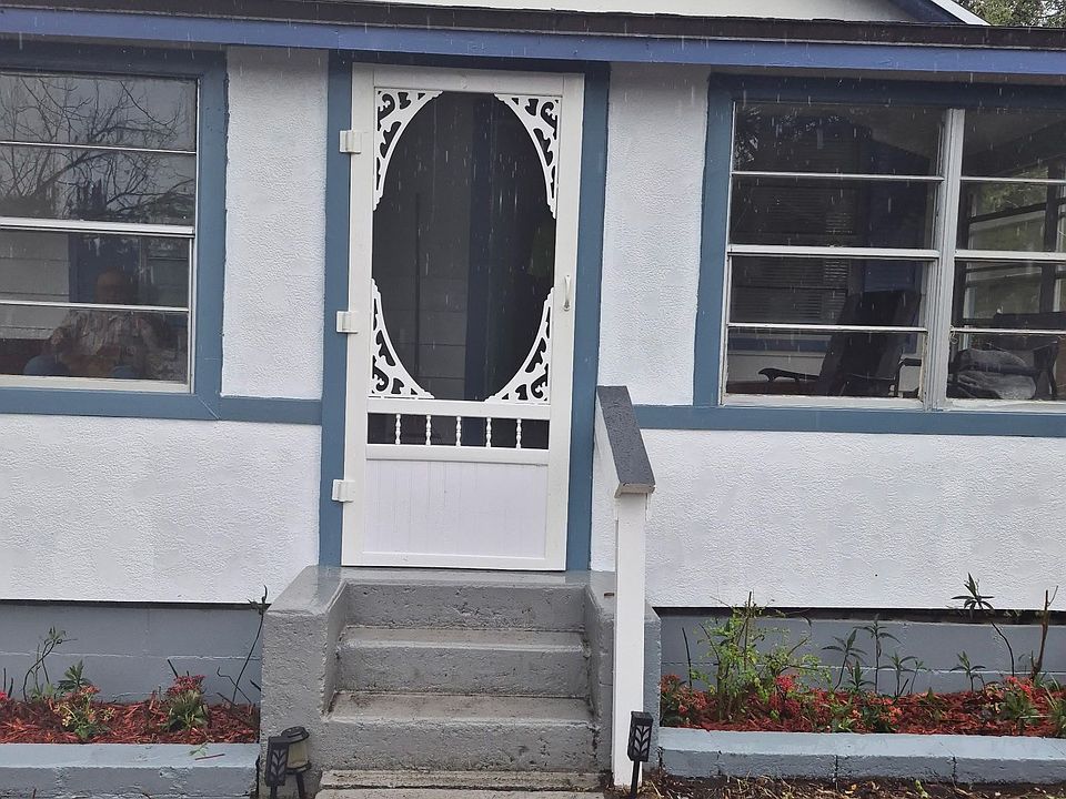 1st image of 35 Phillips St