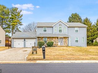 93 Nursery Dr, Bear, DE 19701