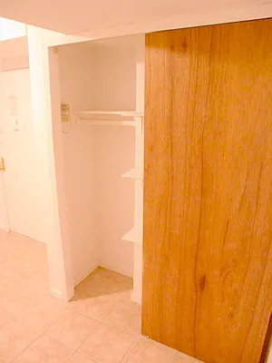 Rented by Glasser Realty LLC | media 7