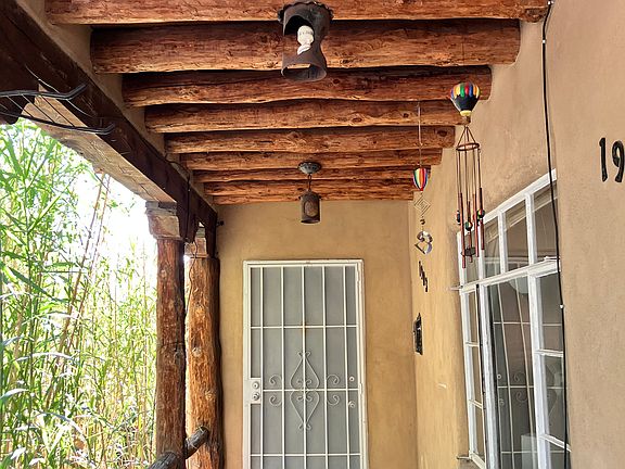 4th image of 1913 Gold Ave SE #2