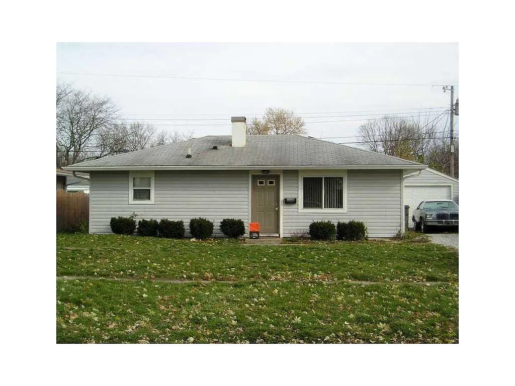 2643 Falcon Dr photo 1