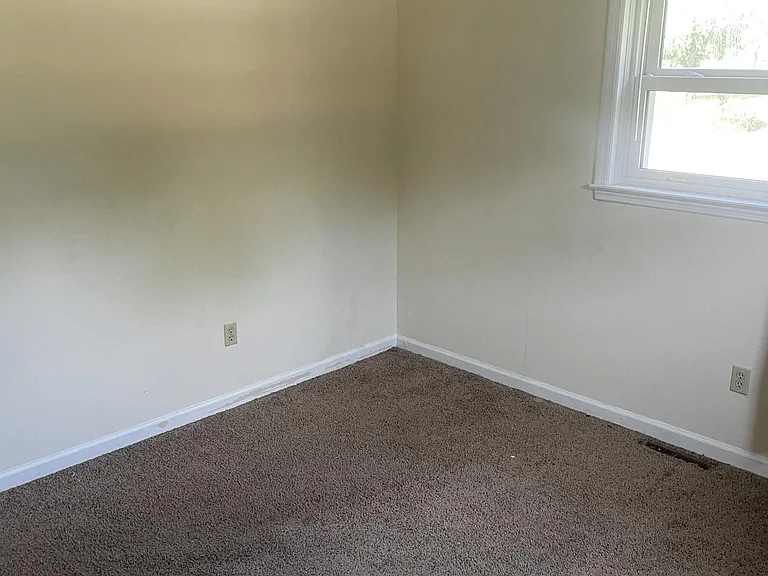 400 Pinnacle St — Photo 14