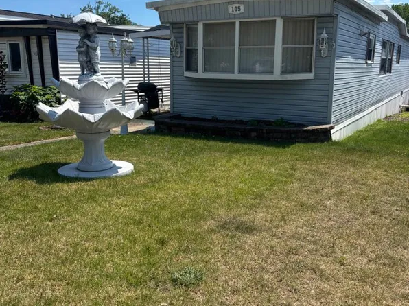 1405 Farrell Ave Trailer 105, Cherry Hill, NJ 08002