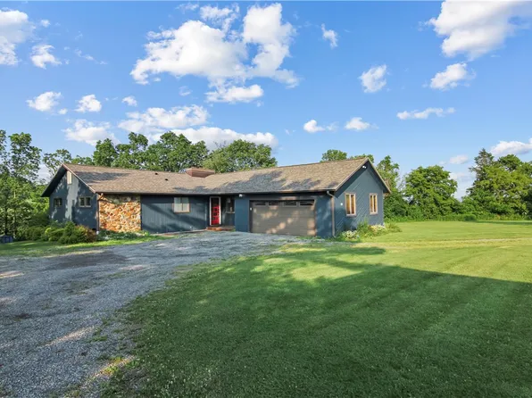 49 Davis Rd, Lansing, NY 14882