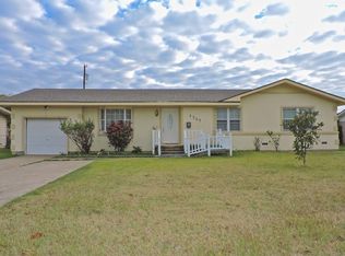 1307 N 63rd St, Waco, TX 76710