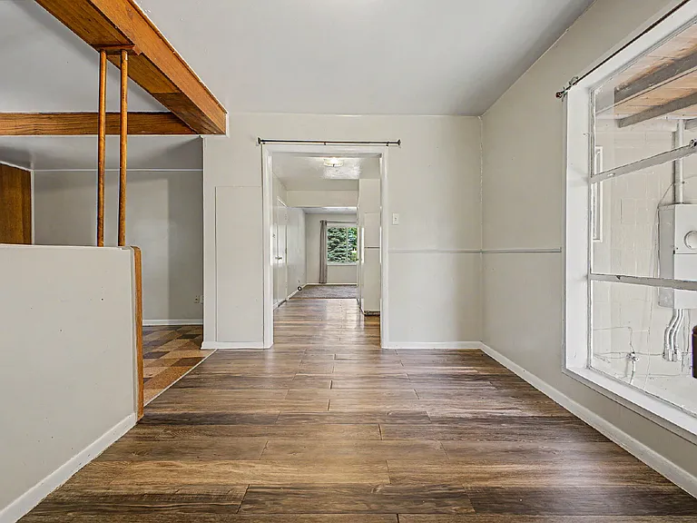 1230 S Grape St — Photo 12