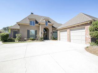 202 Queensberry Dr, Lafayette, LA 70508