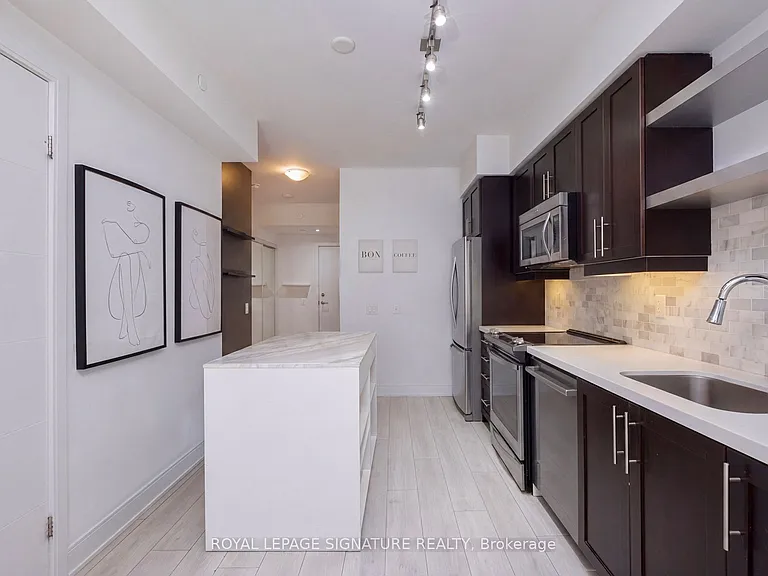 525 Adelaide St W #1534 — Photo 6