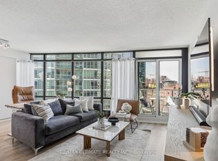 373 Front St W #1102, Toronto, ON M5V3R7