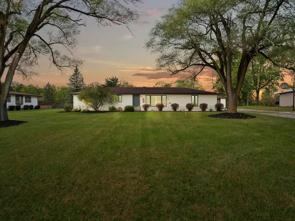 910 N Thomas Rd, Fort Wayne, IN 46808