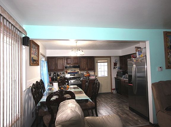 3rd image of 55 Austin Ave