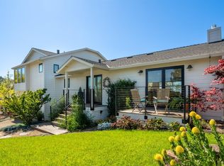 825 March Ave, Healdsburg, CA 95448