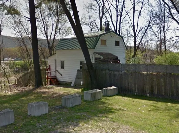 17 Gage Rd, Binghamton, NY 13905