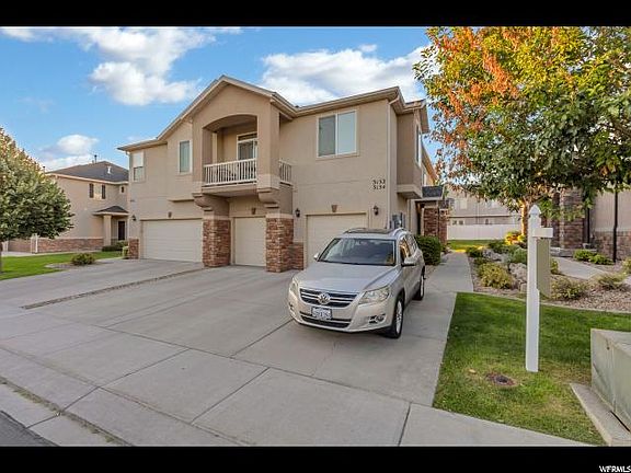 2nd image of 3152 W Desert Lily Dr #C