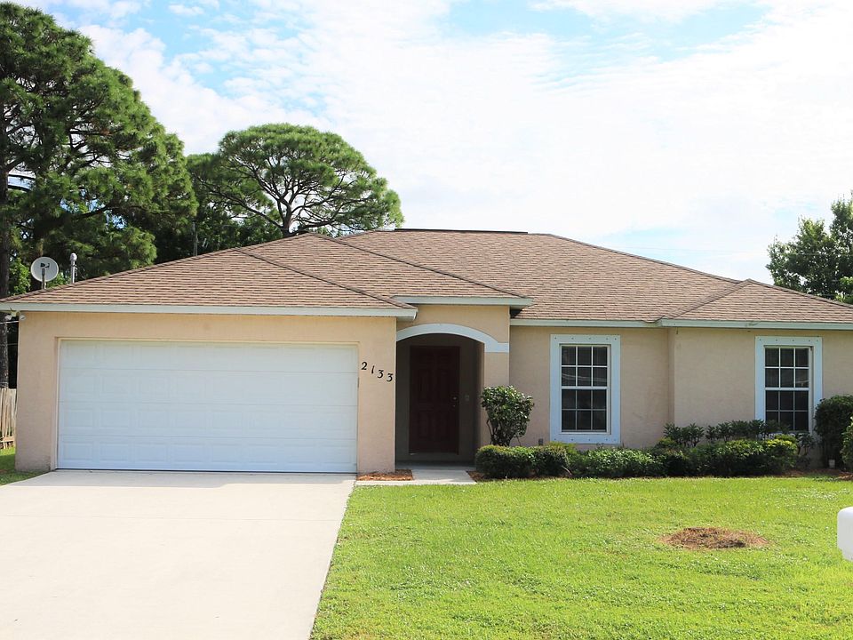 1st image of 2133 SE Gaslight Street