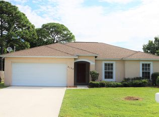 2133 SE Gaslight St, Pt Saint Lucie, FL 34953