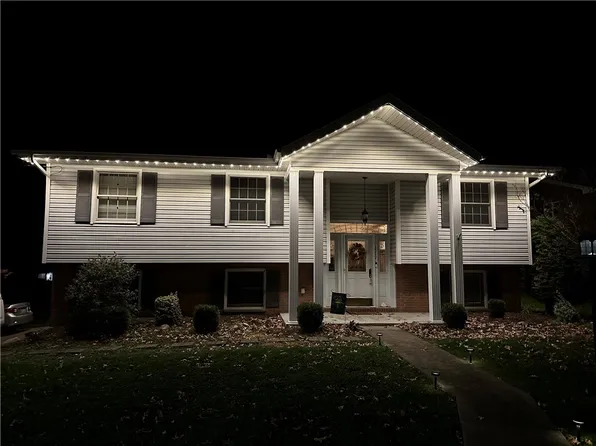 229 Ellsworth St, California, PA 15419