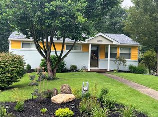 272 Burch Dr, Coraopolis, PA 15108