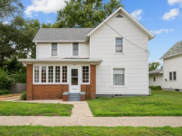 819 N Elm St, Kewanee, IL 61443