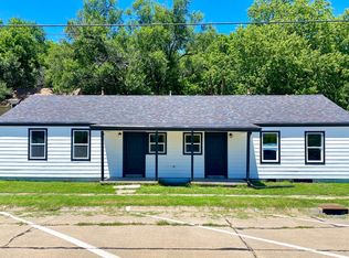 405 Riley Ave #B, Ogden, KS 66517