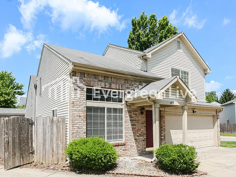 4919 Lewiston Dr — Photo 2